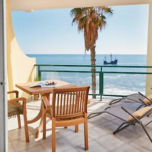 Lovely With Pool And Sea View Apartamento
